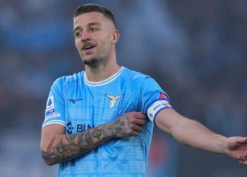 Në jetë mos thuaj… –