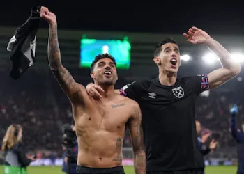 Futbollisti italian i West Hamit vendos rekordin unik –