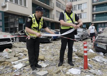 Policia japoneze do ndihmojë homologët ukrainas në identifikimin e efikas të viktimave –