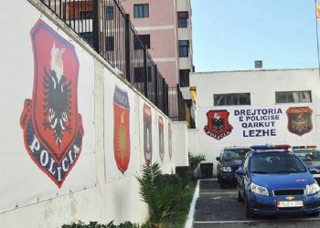 Plagosi me armë zjarri 22-vjeçarin në Lezhë, arrestohet autori –