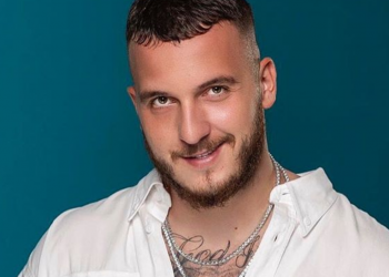 Çfarë po paralajmëron Mozzik, teksa publikon fotografinë e unazës –