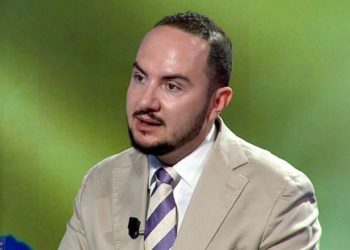 Shqipëria duhet të mbështesë Kosovën, ke aleancë me Vuçiç –