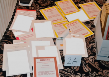 Prokurorët kanë një regjistrim audio të Trumpit duke diskutuar për mbajtjen e dokumentave të klasifikuara –