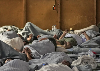 Dëshmi tronditëse/ Trafikantët vranë 6 emigrantë brenda “anijes së vdekjes” –