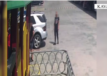 VIDEO/ Dhunuan me mbajtën peng një 22-vjeçar, arrestohen 3 persona. Detaje nga ngjarja –