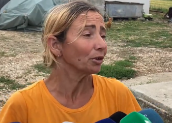 “Iku me valixhe, u nis drejt Tiranës”, apeli i nënës për gjetjen e 14 vjeçares –
