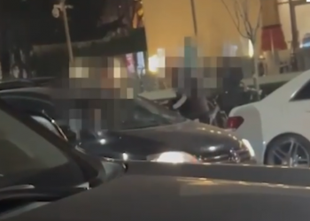 VIDEO/ Operacion anti-drogë në Tiranë, arrestohet 1 person. Dy shpallen në kërkim –