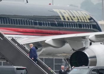 Dokumentet sekrete, Trump mbërrin në Florida për përballjen e parë me aktpadinë –