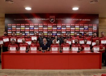 Përmbyllet me sukses kursi i parë i FSHF-së për skautët e futbollit, diplomohen 23 pjesëmarrës –