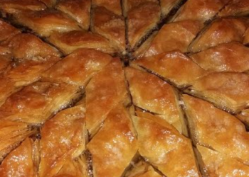 Nesër Kurban Bajrami, ja receta tradicionale e bakllavasë –