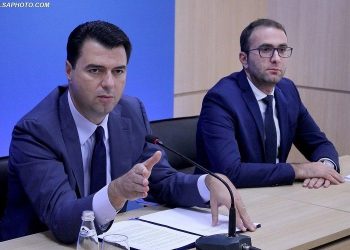 “Bashën e mbështesin 4-5 deputetë, u shkri struktura paralele e PD” –