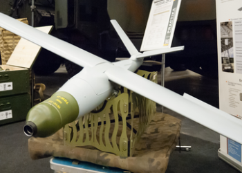 Universitetet britanike akuzohen se kanë ndihmuar Iranin të zhvillojë dronët vetëvrasës që përdoren në Ukrainë –