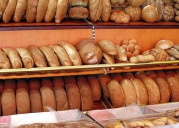 Bie çmimi i miellit në vend, nga rënia e çmimit të grurit në bursë/ Por a do të ulet buka?! –