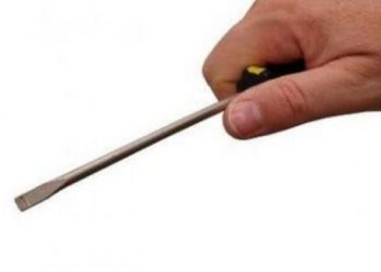 Arrestohet shqiptari në Itali, goditi bashkatdhetarin me kaçavidë –