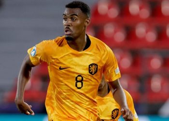 Klopp jep “OK” për blerjen e Gravenberch –