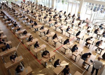 Provimet e Maturës, nxënësit testojnë sot njohuritë në Matematikë –