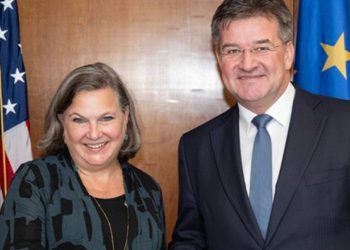 Kosova dhe Serbia duhet t’i ulin tensionet –