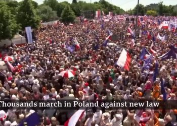 Mbi 500 mijë polakë protestojnë për votën e lirë –