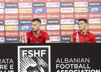 Marrim tre pikë me Moldavinë –