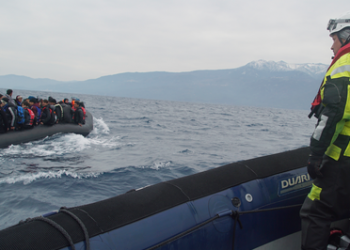 Anijet gjermane të shpëtimit bllokohen në Itali, pasi shkelin ligjin e emigracionit –