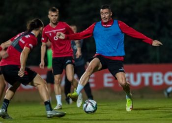 Nuk u grumbullua nga Shqipëria, Odise Roshi ka motiv të madh për tu gëzuar –