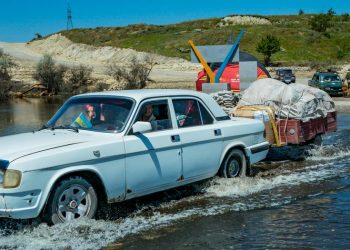 Rusia bllokon ndihmën humanitare në zonat e prekura nga përmbytjet në Ukrainë –