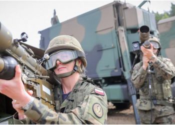 Rusia dhe NATO, manovra të flotave njëkohësisht në Baltik –