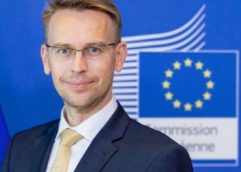 BE e gatshme të organizojë takimin Kurti -Vuçiç, kur të krijohen kushtet –