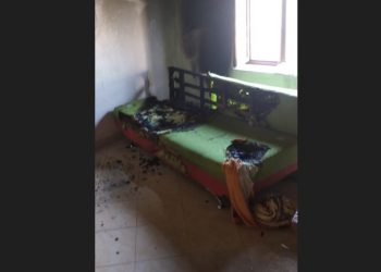 FOTO/ Flakët përfshijnë banesën në Pogradec, pëson dëmtime një grua –