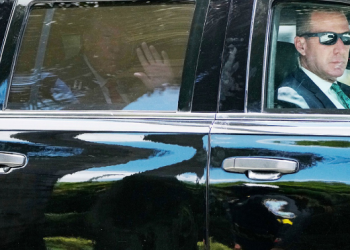 Sondazhi i Reuters/ Republikanët besojnë se akuzat kundër Trump janë të motivuara politikisht –