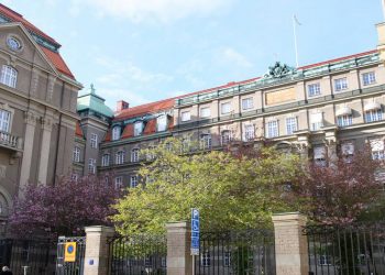 Suedia akuza partisë kurde për mbledhje fondesh të dyshimta –