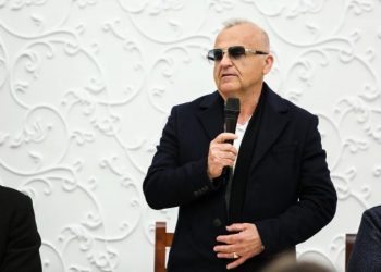 Rraja dorëzoi mandatin, ja kush pritet ta zëvendësojë në Kuvend –