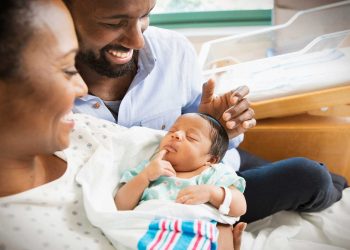 Po mendoni emrin e fëmijës tuaj? Ja disa këshilla të mira –