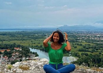 Kam gjetur parajsën këtu –