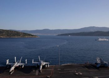 Demonstrim i fuqisë së NATO apo…./ Aeroplanmbajtësja amerikane në Mesdhe, çfarë shkruan media gjermane –
