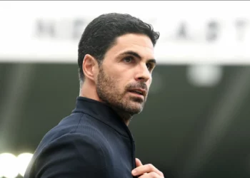 Arsenal vihet në lëvizje për Henrichs, por RB Leipzig mund të bëjë rezistencë të hekurt –