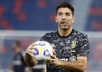 Oferta nga Arabia është joshëse por Buffon duket se ka dëshirë të tërhiqet –