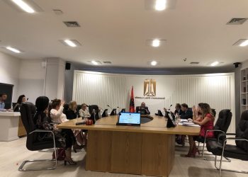 KLP finalizon transferimin e motrës së Felajt në Tiranë –