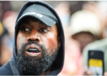 Kanye Uest në telashe, ish-mësuesi i tij e padit për… –