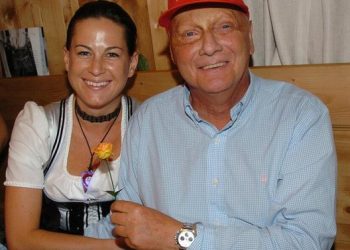 Historia e mrekullueshme e dashurisë, Lauda u martua me stjuardesën për faktin se… –