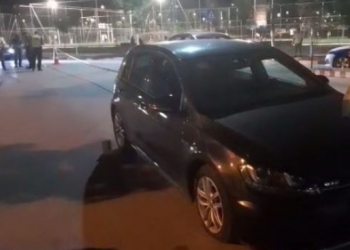 Aksidenti në Kuçovë, policia shoqëron drejtuesin e mjetit –