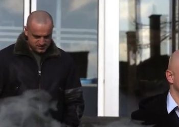 Njerëzit e Kurtit bisedojnë me kriminelët serbë –