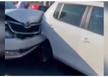 Aksident në Tiranë-Durrës, makinat përplasen me njëra-tjetrën –