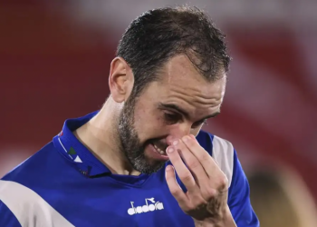 Fundi i një ‘epoke’, Diego Godin i jep ‘lamtumirën’ futbollit –