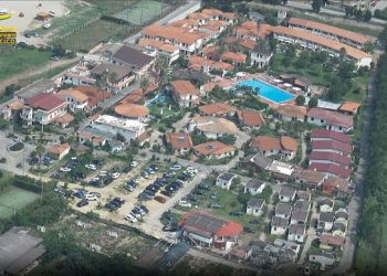 Arrestohen 4 të rrezikshmit e Ndrangheta-s, sekuestrohen 11 milionë euro asete, përfshirë një fshat të njohur turistik (VIDEO) –