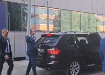 A do takoheni me Edi Ramën? Ja reagimi i Albin Kurtit –