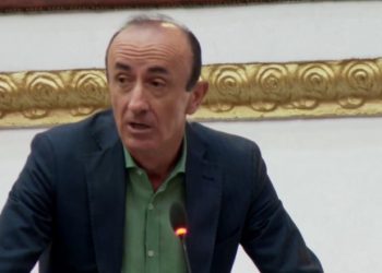 Mbështetësit e Bashës janë në udhëtime të paguara nga Kuvendi –