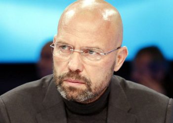 Manjani ironizon ngjarjet e fundit: Goxha javë,apo jo?! –