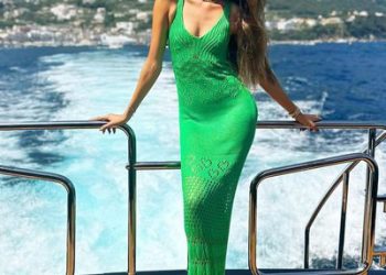 FOTO/ Emina Çunmulaj mahnit me format e jashtëzakonshme –