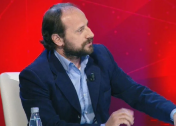 “U mor peng…”, letra e Dritan Goxhajt nga qelia e Burgut –